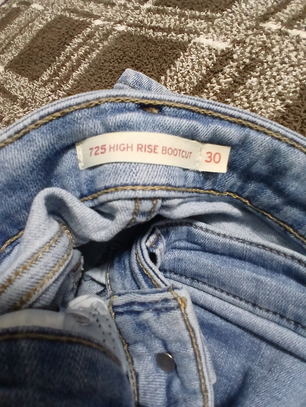 Bundle Of Levi's Denim - Picture 7 of 7